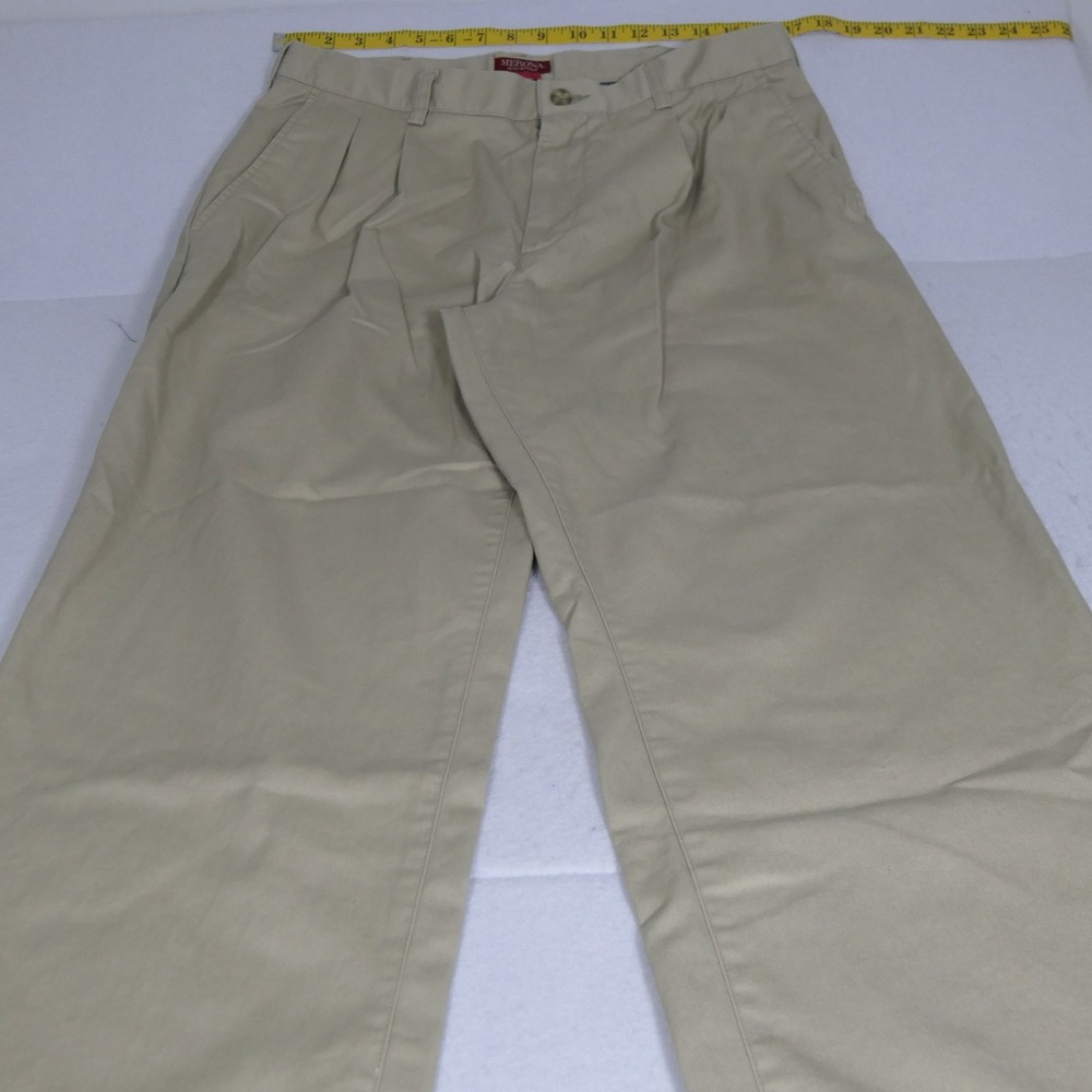 Merona Men Khaki Pants 34x32 Tan Beige Pleated Ultimate Preppy Chinos Minimalist